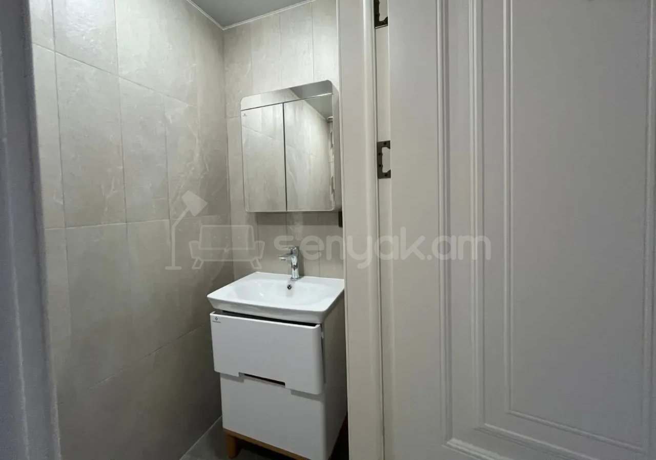 3 Սենյականոց Բնակարան Նորակառույցում, 80քմ, 6/14 հարկ, Կապիտալ Վերանորոգված, Կահավորված, Արևկող