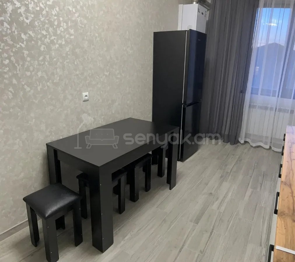 3 Սենյականոց Բնակարան Նորակառույցում, 86քմ, 2/16 հարկ, Դիզայներական Վերանորոգված, Կահավորված