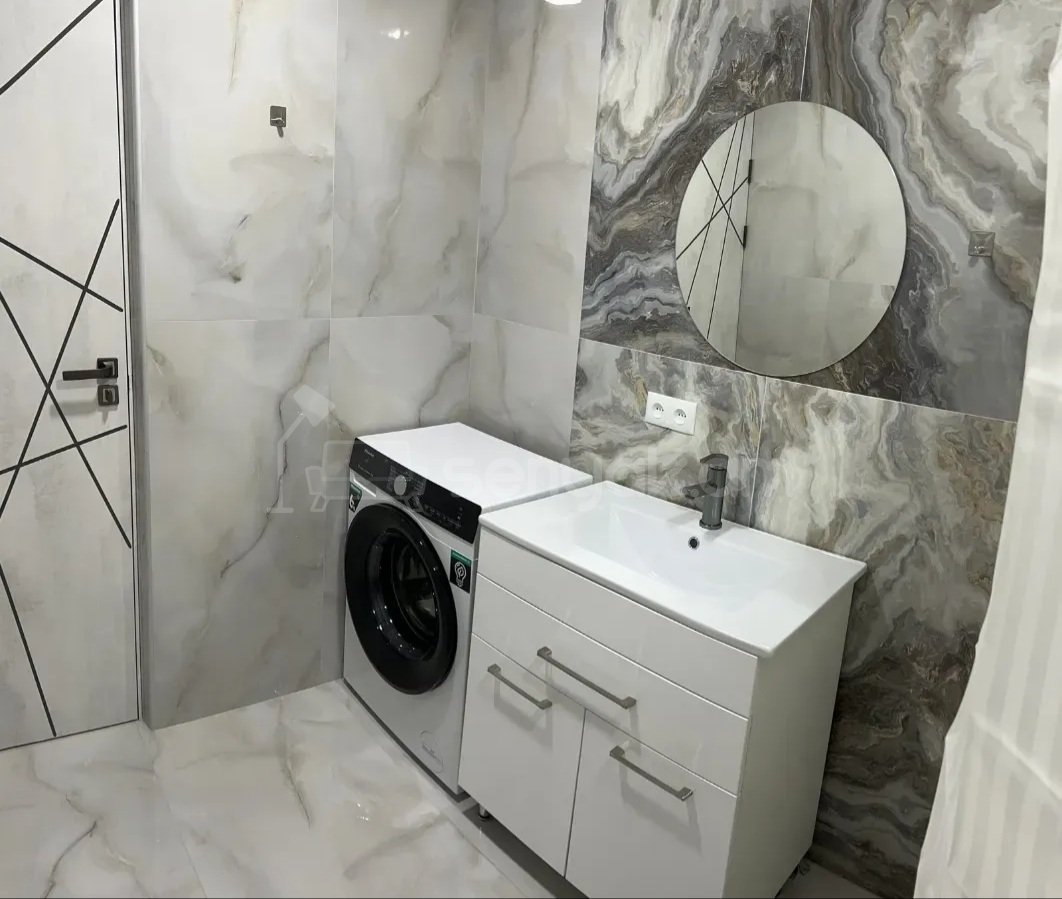 3 Սենյականոց Բնակարան Նորակառույցում, 86քմ, 2/16 հարկ, Դիզայներական Վերանորոգված, Կահավորված