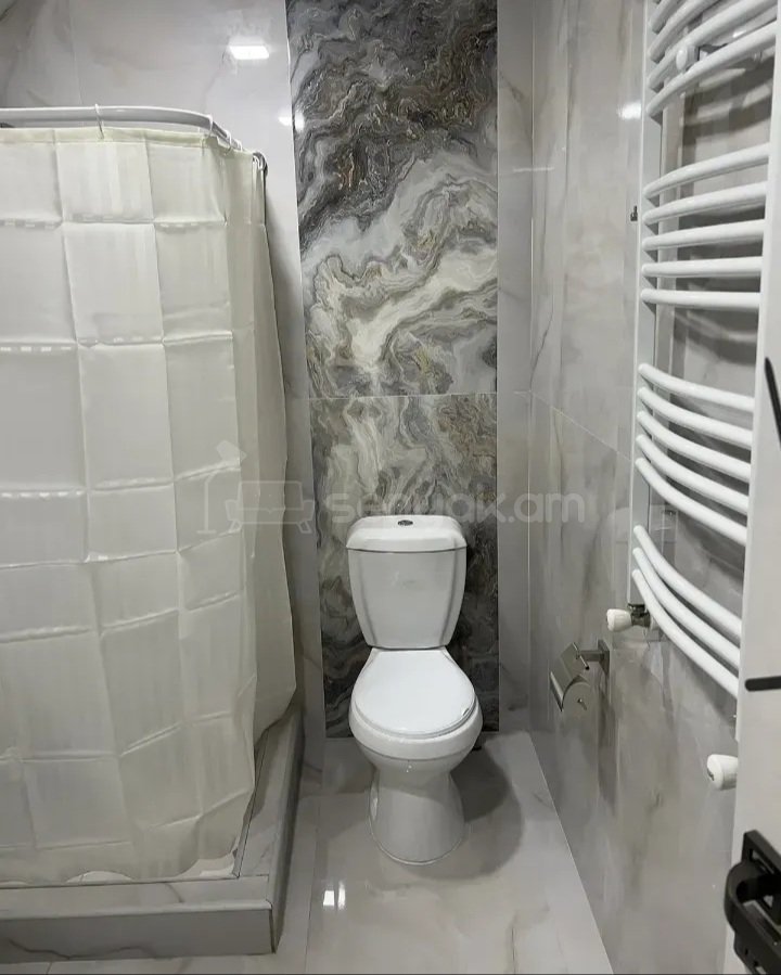 3 Սենյականոց Բնակարան Նորակառույցում, 86քմ, 2/16 հարկ, Դիզայներական Վերանորոգված, Կահավորված