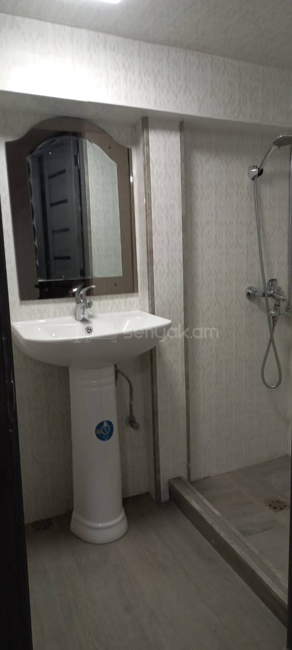 1 Սենյականոց Բնակարան Քարե Շենքում, 20քմ, 1/1 հարկ, Կապիտալ Վերանորոգված, Կահավորված, Արևկող