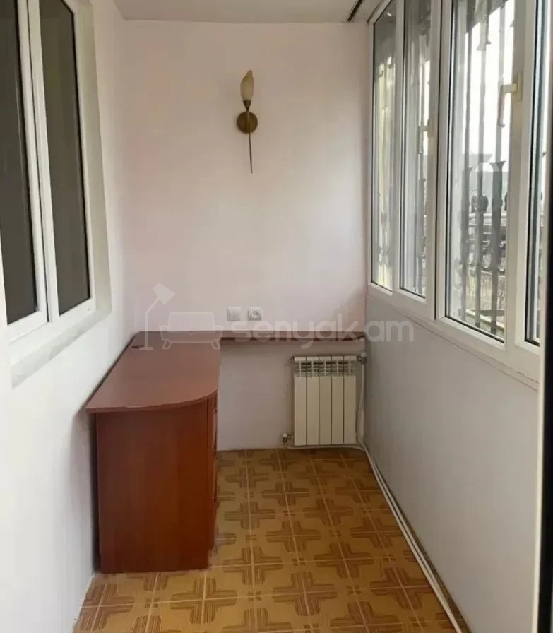 4 Սենյականոց Բնակարան Քարե Շենքում, 120քմ, 1/5 հարկ, Կապիտալ Վերանորոգված, Արևկող
