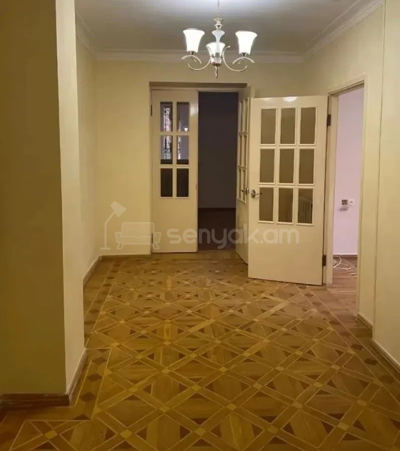 4 Սենյականոց Բնակարան Քարե Շենքում, 120քմ, 1/5 հարկ, Կապիտալ Վերանորոգված, Արևկող