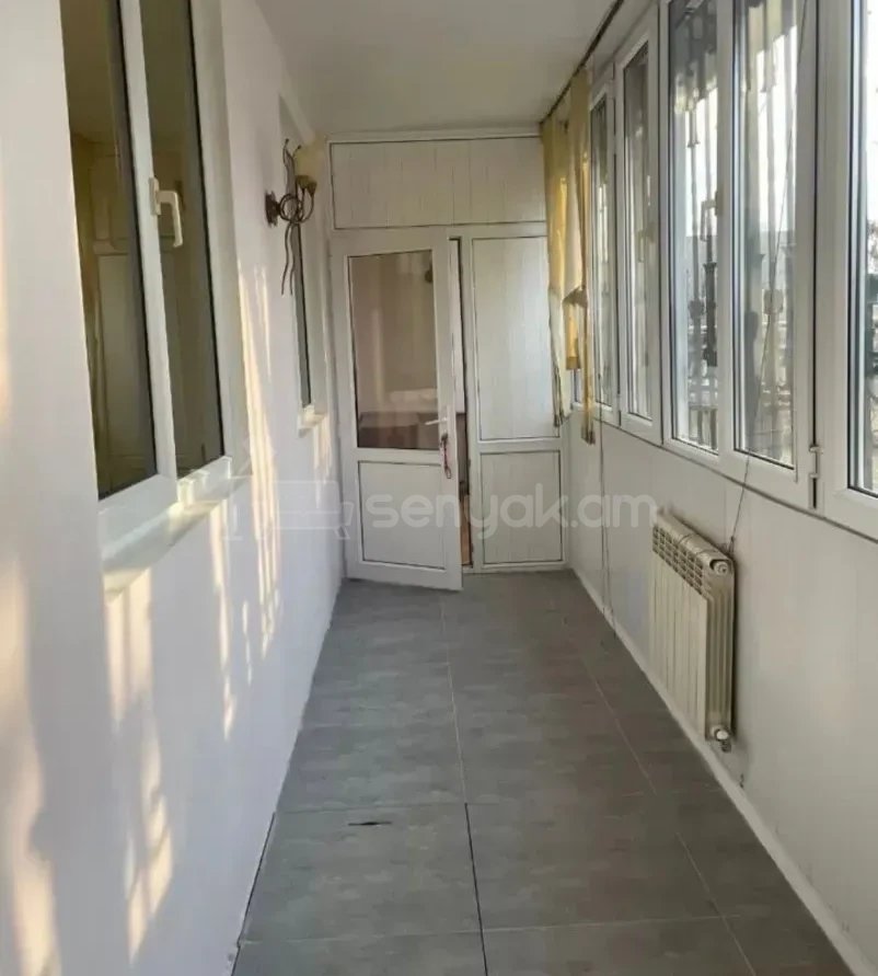 4 Սենյականոց Բնակարան Քարե Շենքում, 120քմ, 1/5 հարկ, Կապիտալ Վերանորոգված, Արևկող