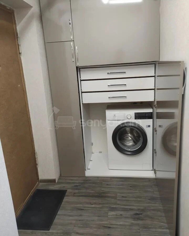 2 Սենյականոց Բնակարան Քարե Շենքում, 45քմ, 3/5 հարկ, Կապիտալ Վերանորոգված