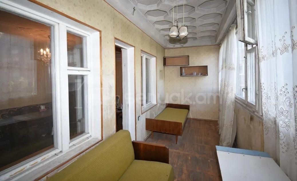 3 Սենյականոց Բնակարան, 97քմ, 4/9 հարկ, Պետական Վիճակում
