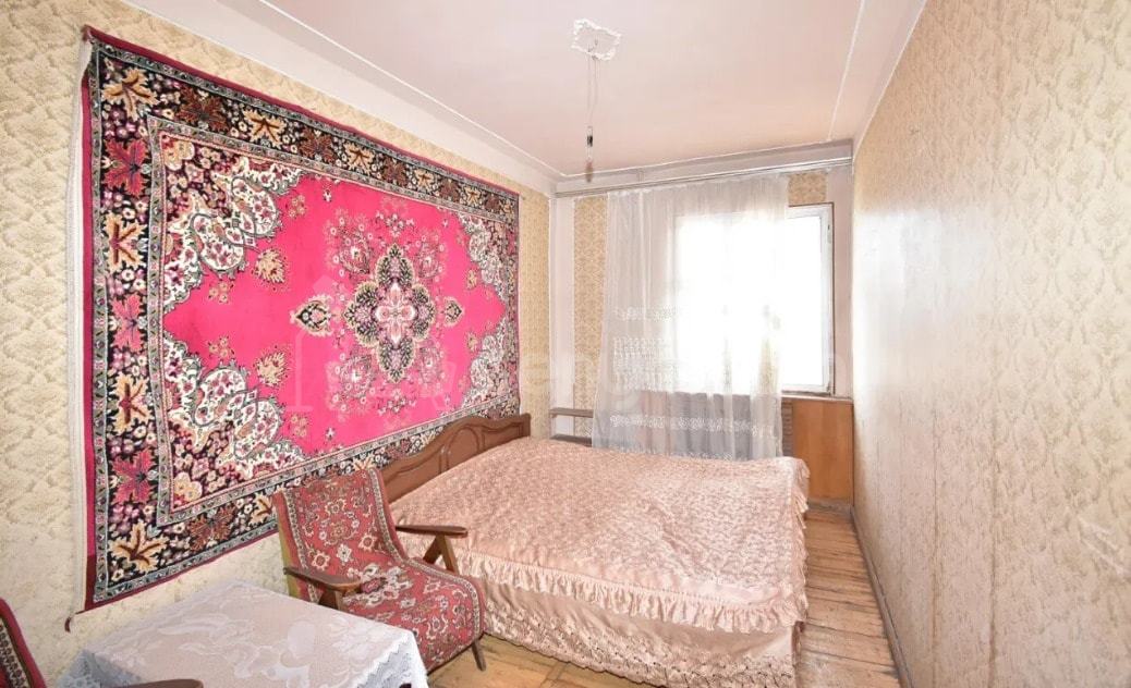 3 Սենյականոց Բնակարան, 97քմ, 4/9 հարկ, Պետական Վիճակում