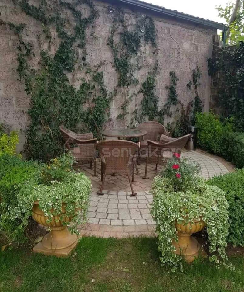 1 Սենյականոց Շքեղ Առանձնատուն, 200քմ, Լողավազանով
