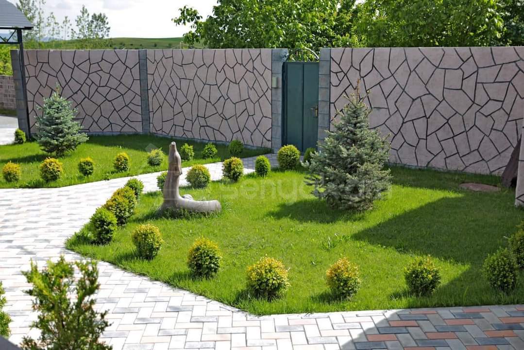 1 Սենյականոց Ամառանոց, 130քմ, Լողավազանով