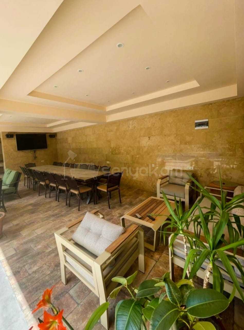 5 Սենյականոց Շքեղ Առանձնատուն, 200քմ, Լողավազանով