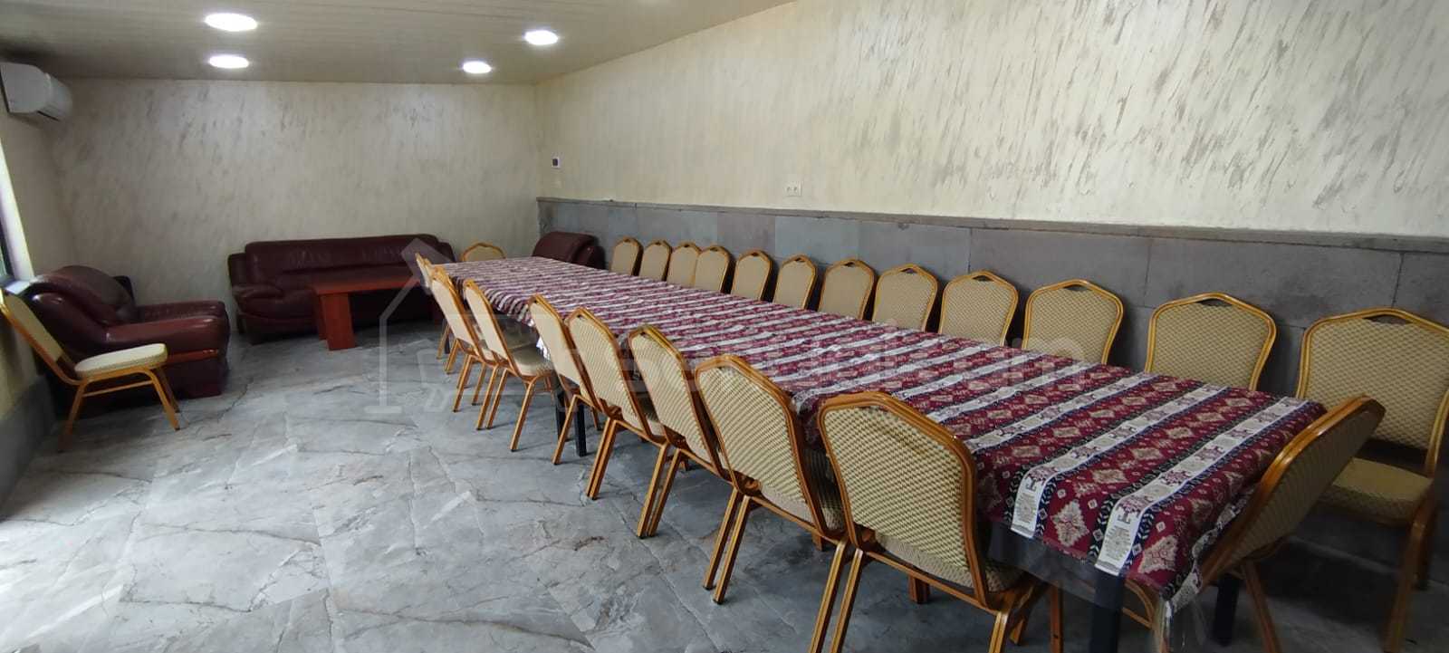1 Սենյականոց Ամառանոց, 100քմ, Լողավազանով