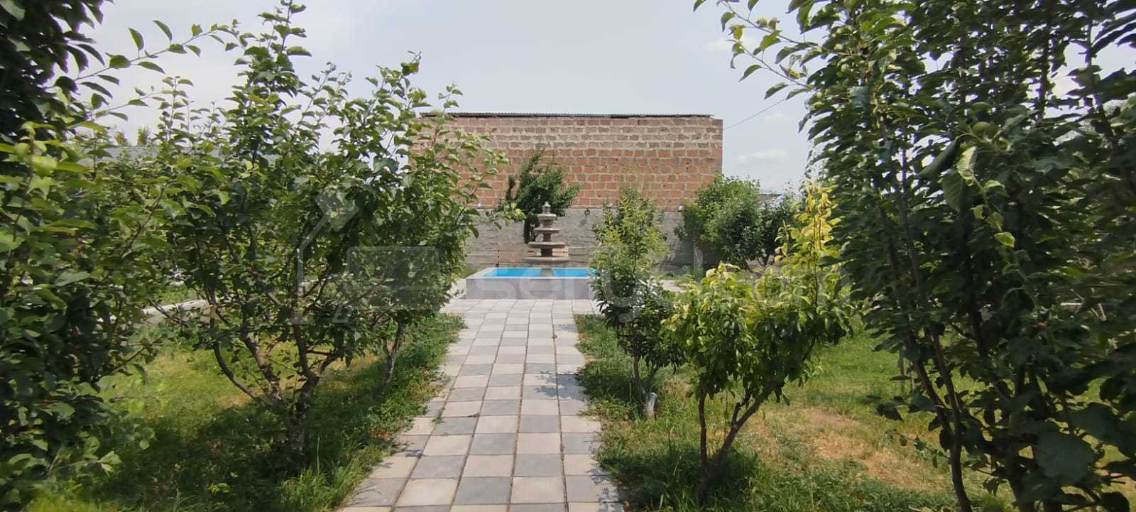 1 Սենյականոց Ամառանոց, 100քմ, Լողավազանով