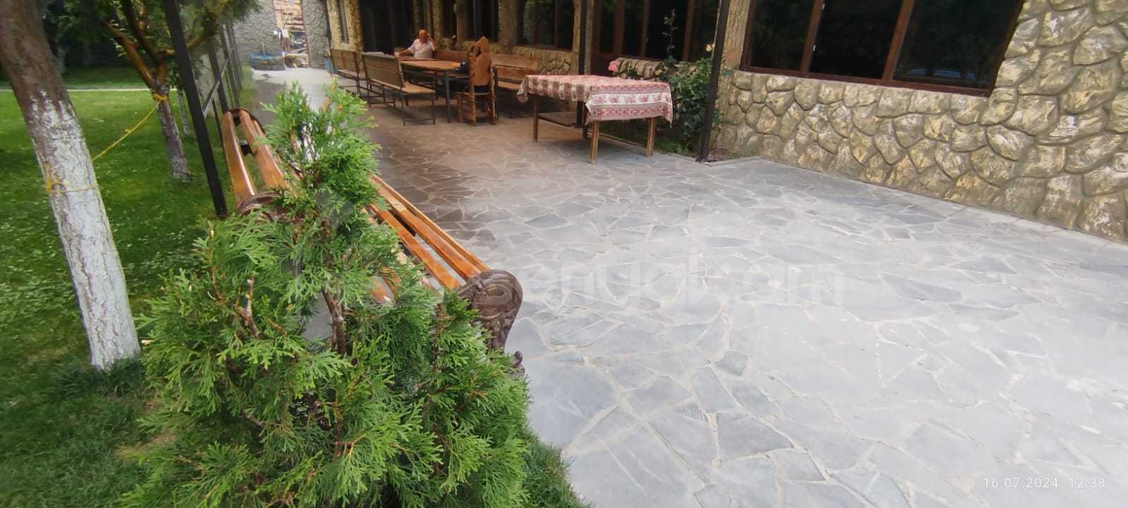 1 Սենյականոց Ամառանոց, 200քմ, Լողավազանով