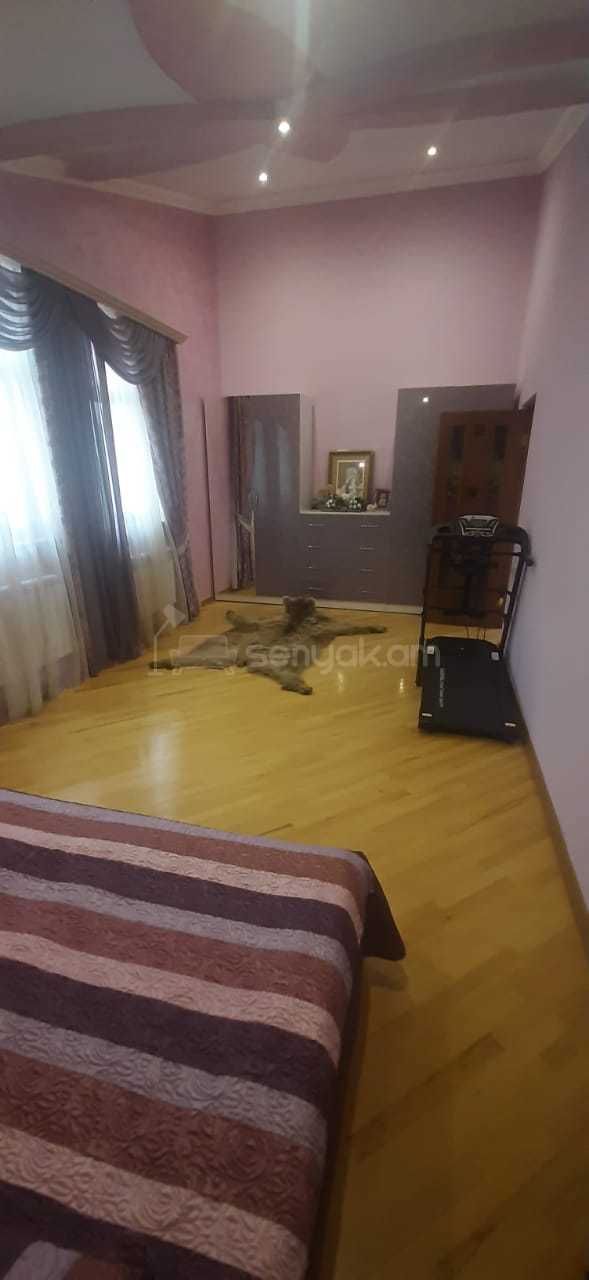 4 Սենյականոց Շքեղ Առանձնատուն, 200քմ, Լողավազանով