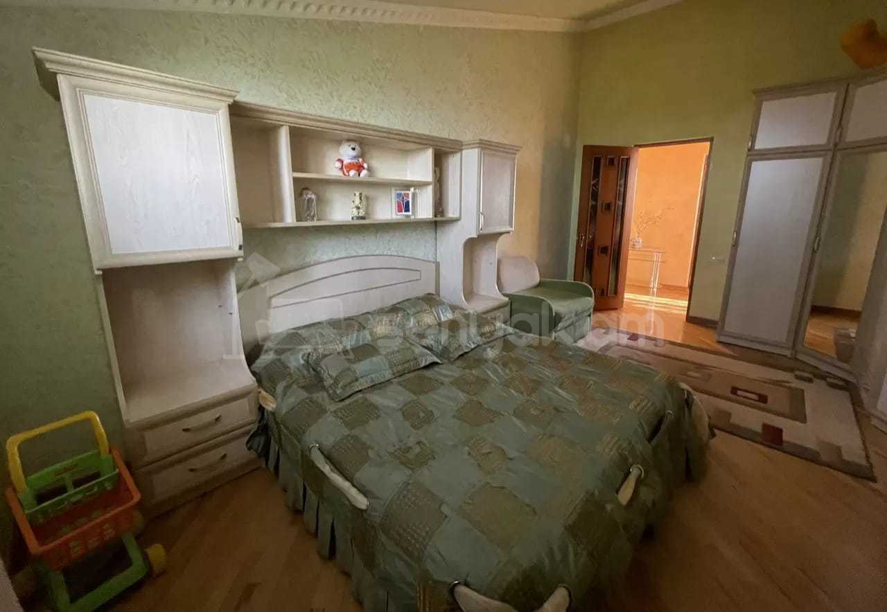 4 Սենյականոց Շքեղ Առանձնատուն, 200քմ, Լողավազանով