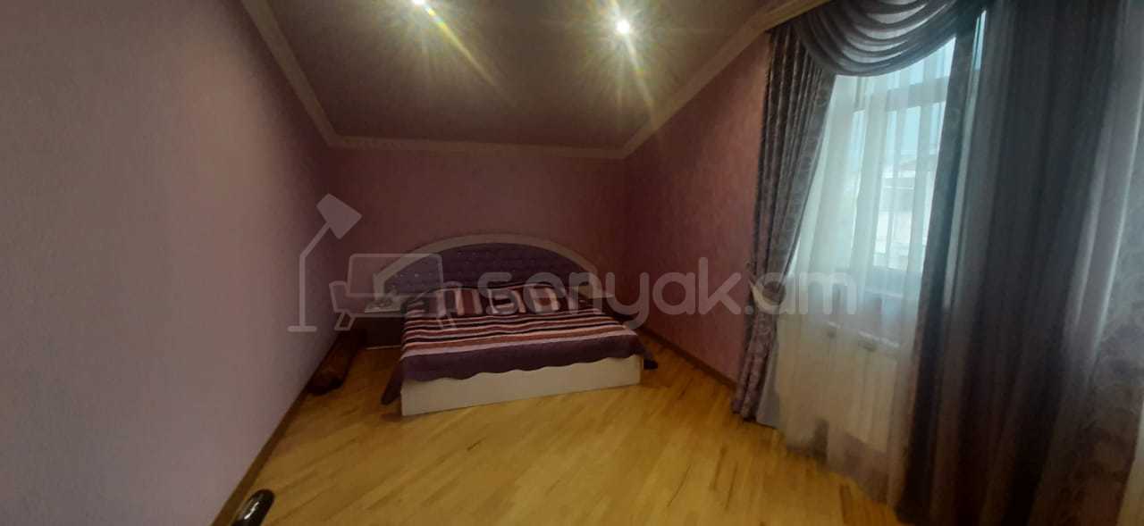 4 Սենյականոց Շքեղ Առանձնատուն, 200քմ, Լողավազանով