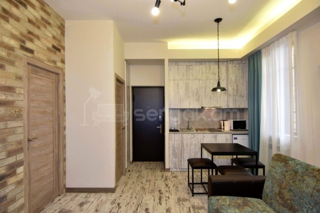 2 Սենյականոց Բնակարան Նորակառույցում, 45քմ, 2/8 հարկ, Դիզայներական Վերանորոգված, Կահավորված, Արևկող