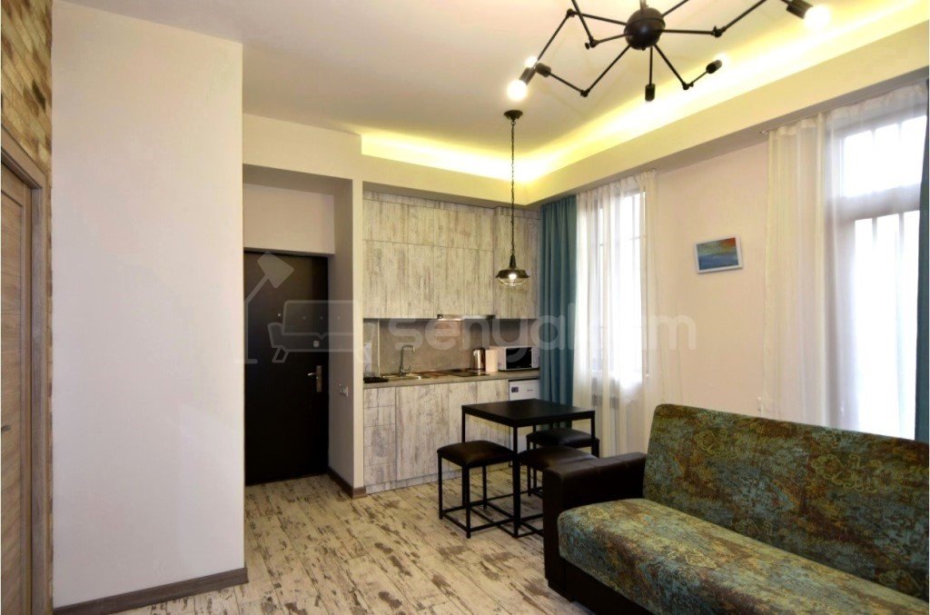 2 Սենյականոց Բնակարան Նորակառույցում, 45քմ, 2/8 հարկ, Դիզայներական Վերանորոգված, Կահավորված, Արևկող