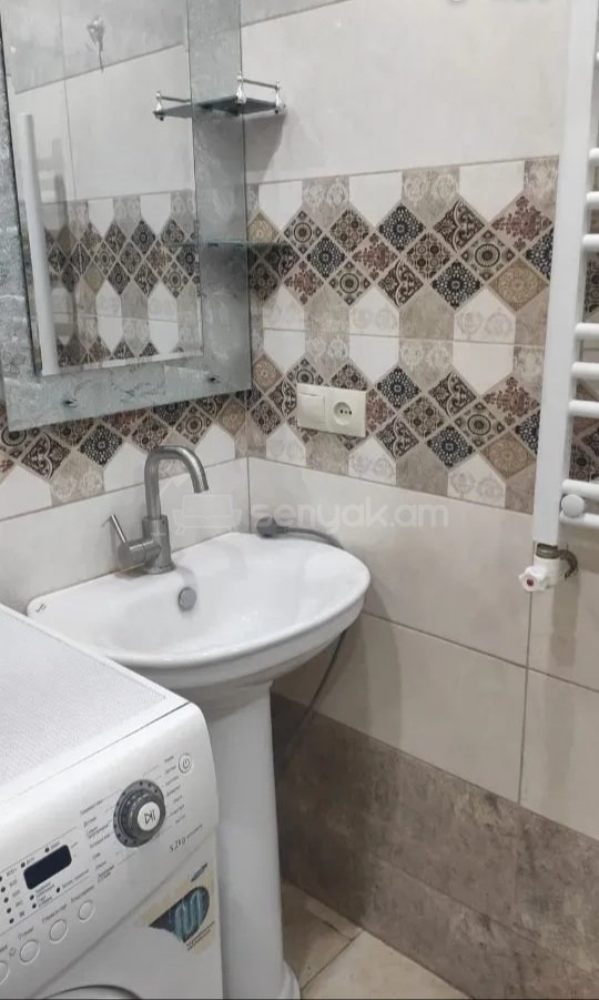 2 Սենյականոց Բնակարան Նորակառույցում, 43քմ, 12/13 հարկ, Կապիտալ Վերանորոգված, Կահավորված, Արևկող