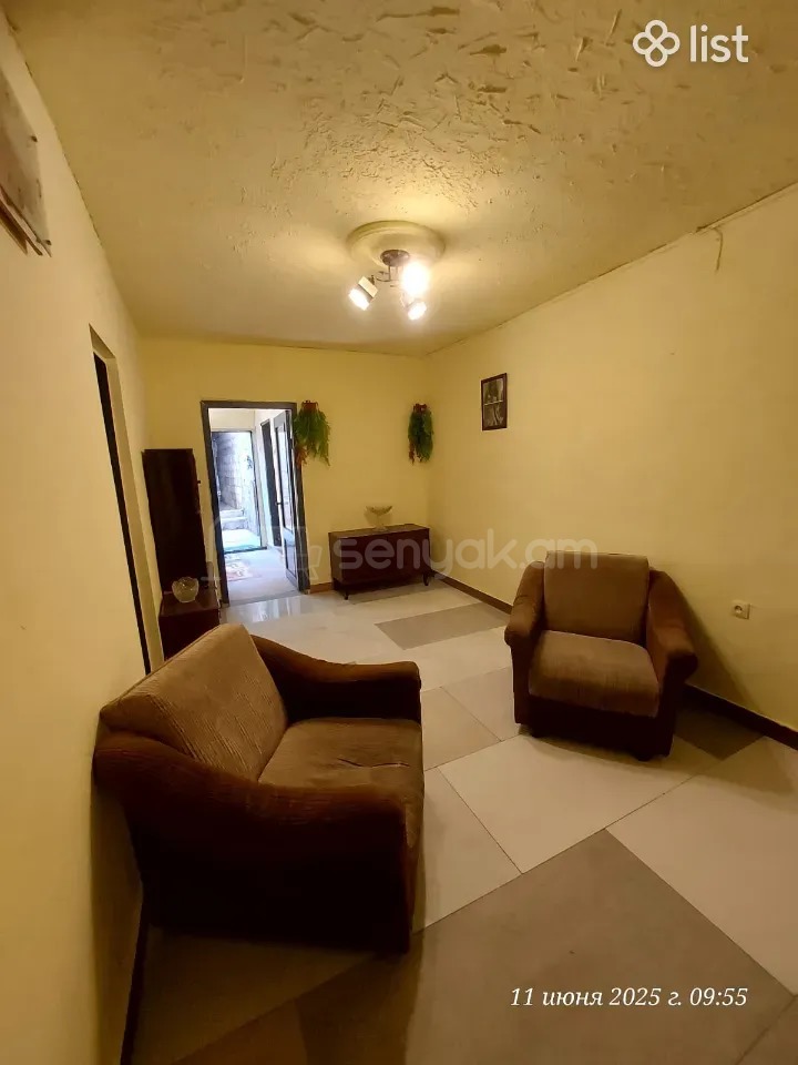 2 Սենյականոց Բնակարան Քարե Շենքում, 40քմ, 1/1 հարկ, Նորմալ Վիճակում, Կահավորված