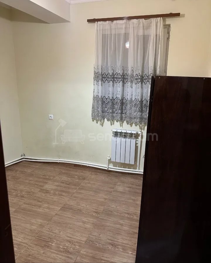 2 Սենյականոց Բնակարան Քարե Շենքում, 72քմ, 1/1 հարկ, Կապիտալ Վերանորոգված, Կահավորված, Արևկող