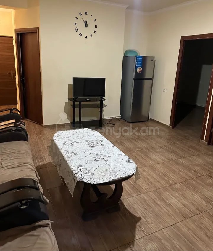 2 Սենյականոց Բնակարան Քարե Շենքում, 72քմ, 1/1 հարկ, Կապիտալ Վերանորոգված, Կահավորված, Արևկող