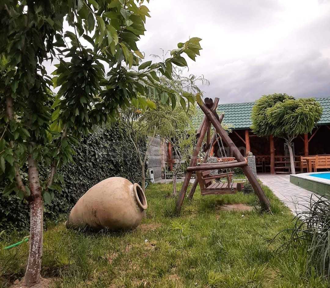 1 Սենյականոց Ամառանոց, 100քմ, Լողավազանով