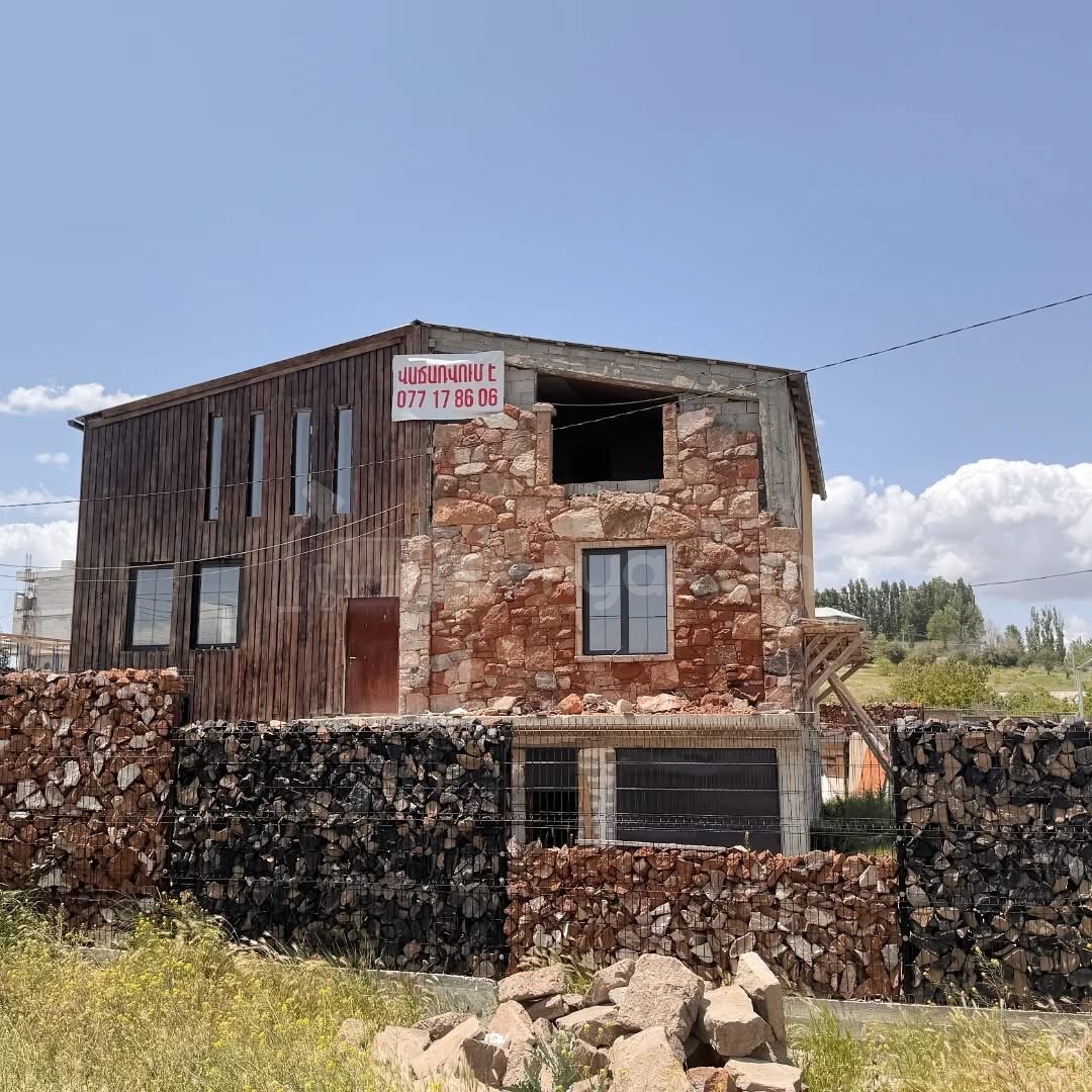 5 Սենյականոց Շքեղ Առանձնատուն, 246քմ