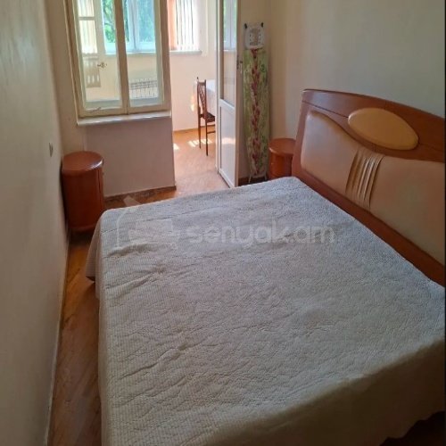 2 Սենյականոց Բնակարան Քարե Շենքում, 60քմ, 2/5 հարկ, Կոսմետիկ Վերանորոգված, Կահավորված, Արևկող