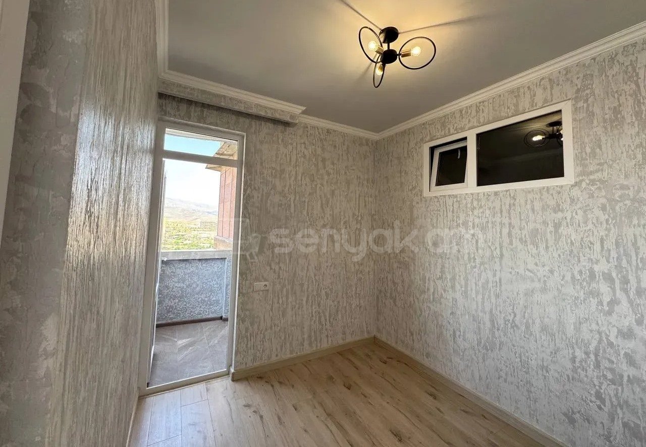 1 Սենյականոց Բնակարան, 56քմ, 11/16 հարկ, Դիզայներական Վերանորոգված