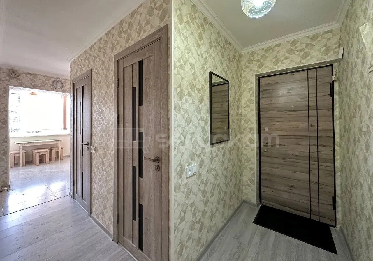 2 Սենյականոց Բնակարան Քարե Շենքում, 57քմ, 4/5 հարկ, Կապիտալ Վերանորոգված