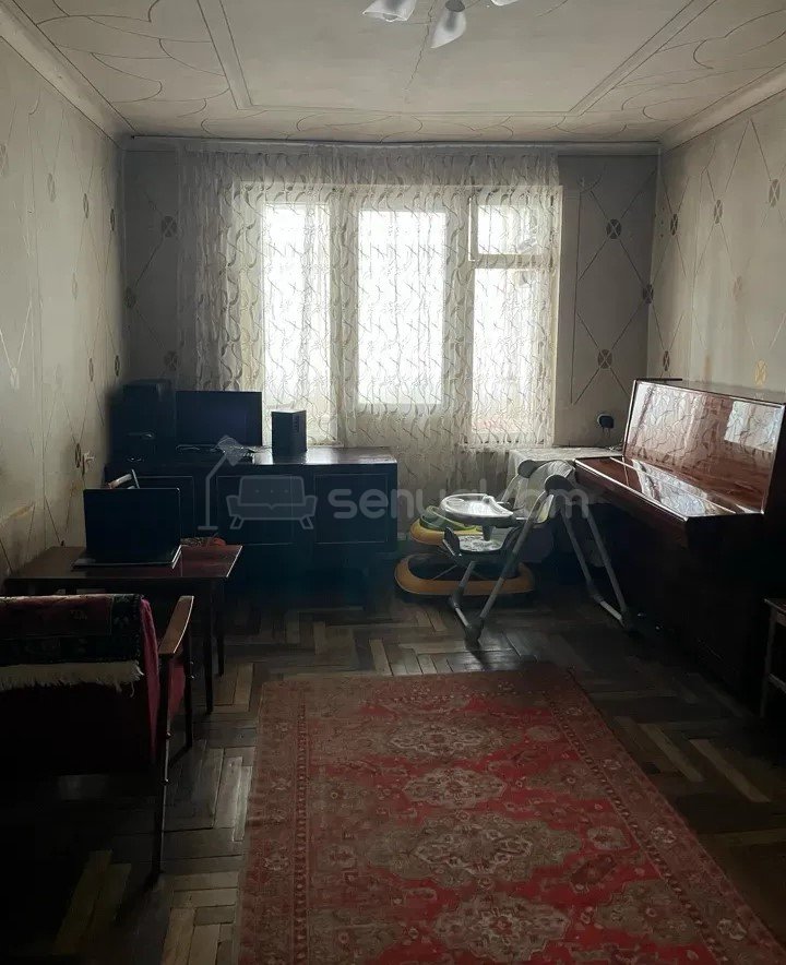 3 Սենյականոց Բնակարան, 73քմ, 3/4 հարկ, Պետական Վիճակում