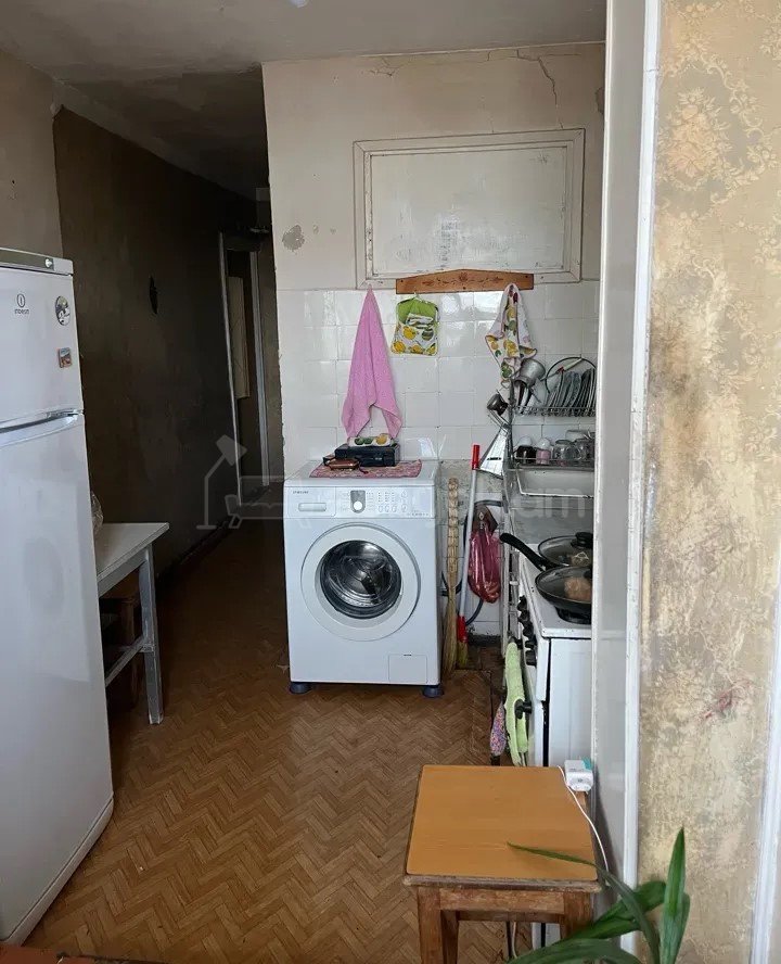 3 Սենյականոց Բնակարան, 73քմ, 3/4 հարկ, Պետական Վիճակում