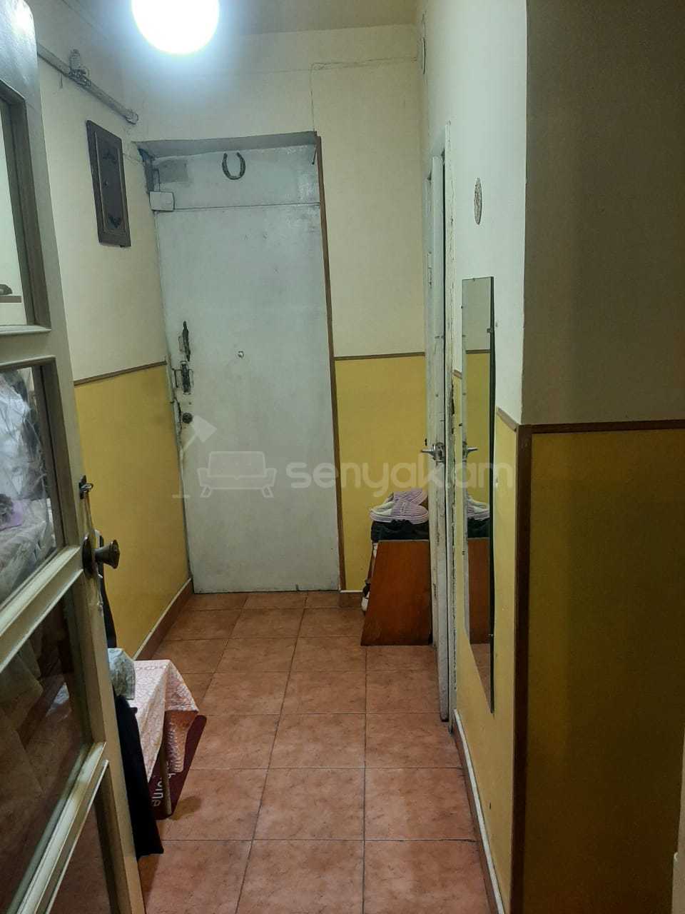 1 Սենյականոց Բնակարան Քարե Շենքում, 50քմ, 1/5 հարկ, Նորմալ Վիճակում