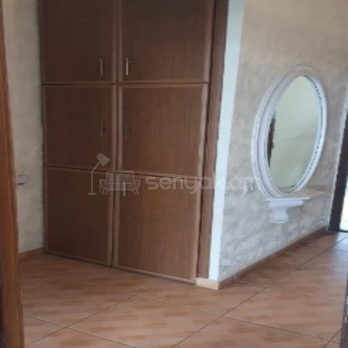 3 Սենյականոց Բնակարան Քարե Շենքում, 78քմ, 5/5 հարկ, Կոսմետիկ Վերանորոգված