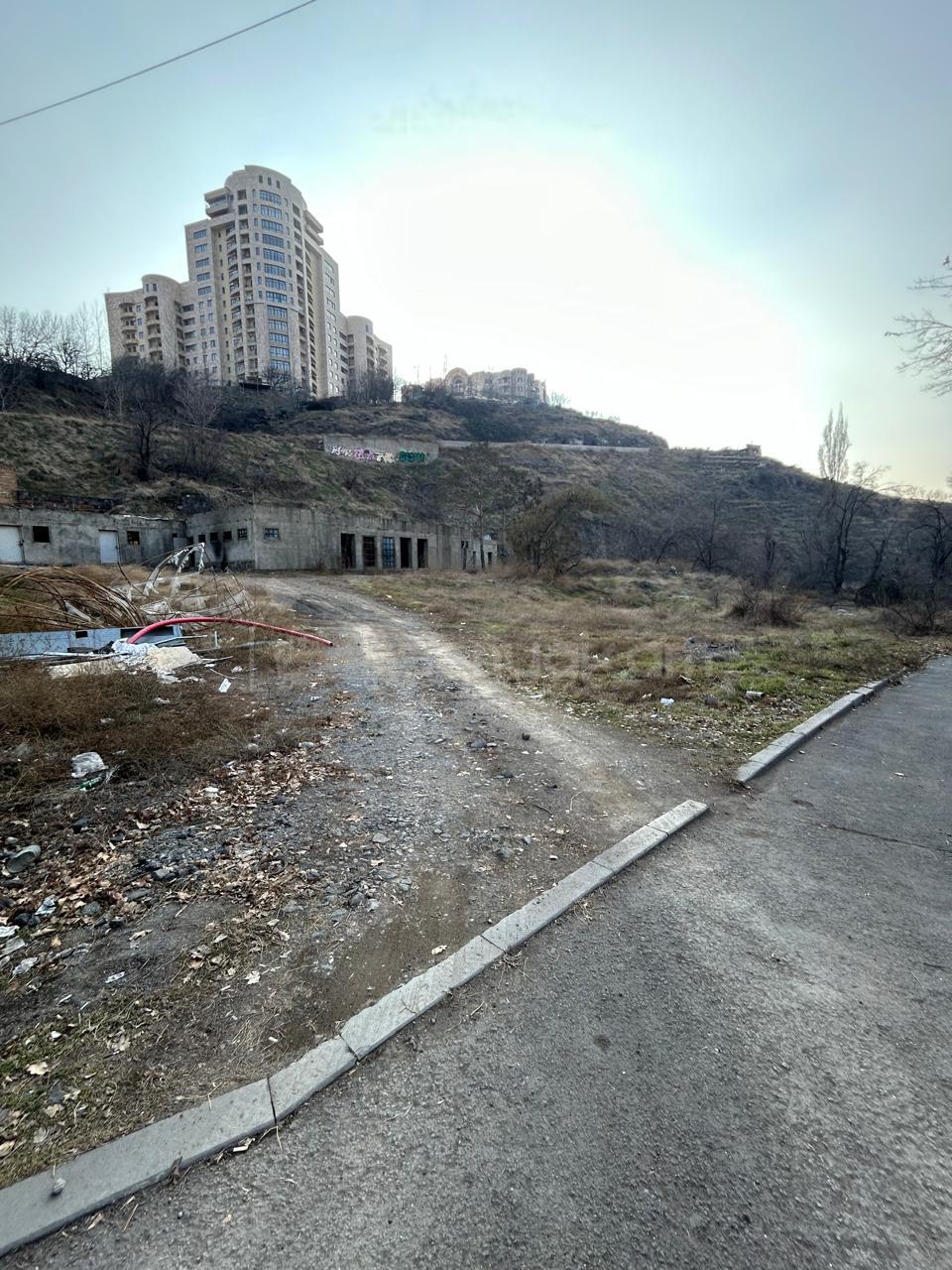 Կոմերցիոն Հողատարածք, 1870քմ