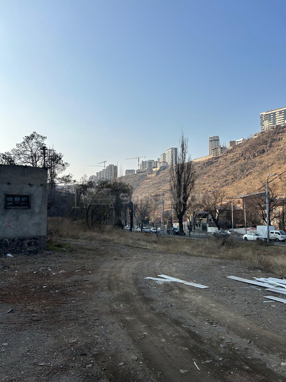 Կոմերցիոն Հողատարածք, 1870քմ