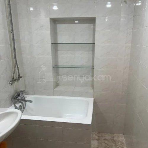 1 Սենյականոց Բնակարան, 38քմ, 7/9 հարկ, Կոսմետիկ Վերանորոգված, Կահավորված, Արևկող
