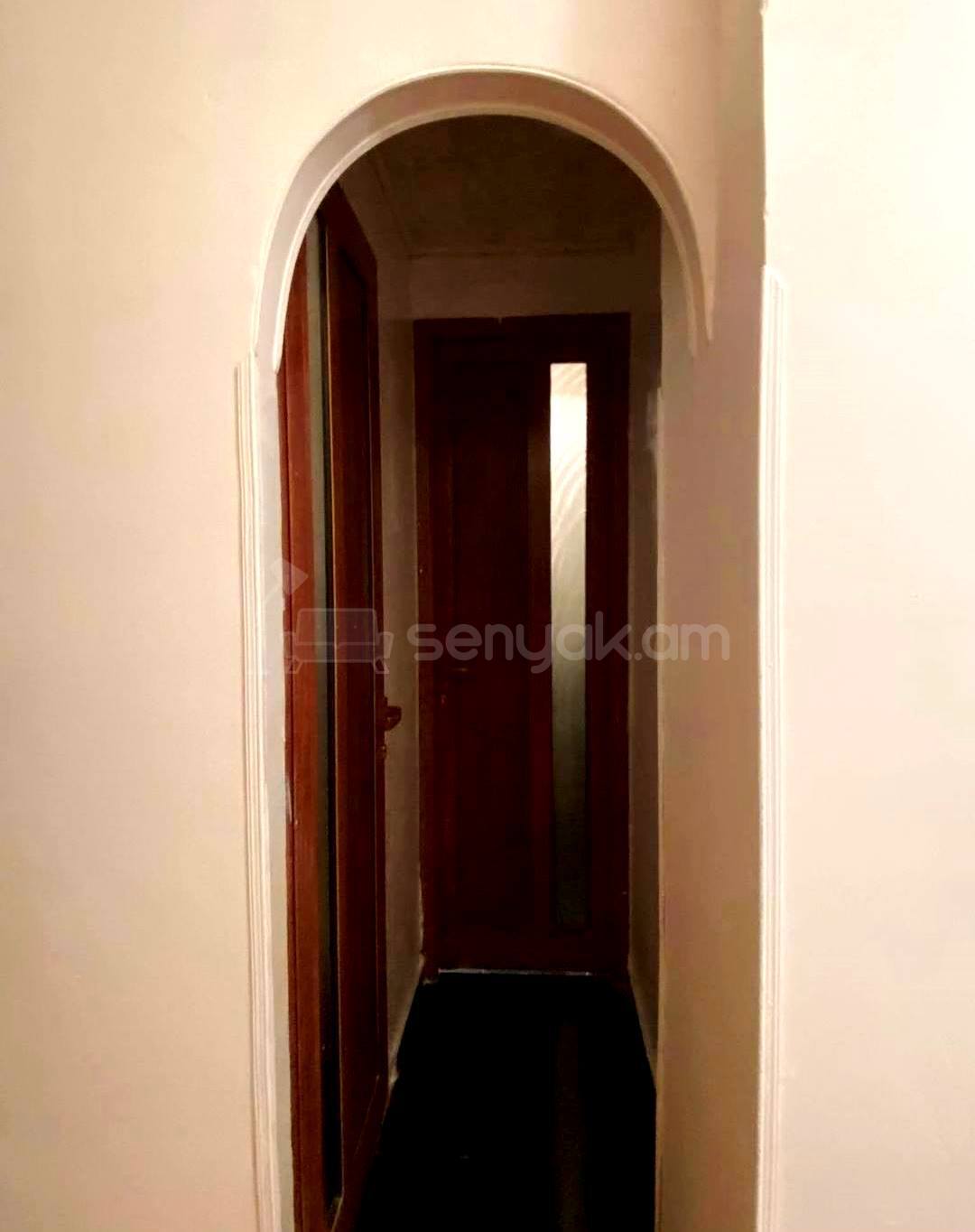 3 Սենյականոց Բնակարան, 9քմ, 2/9 հարկ, Կոսմետիկ Վերանորոգված