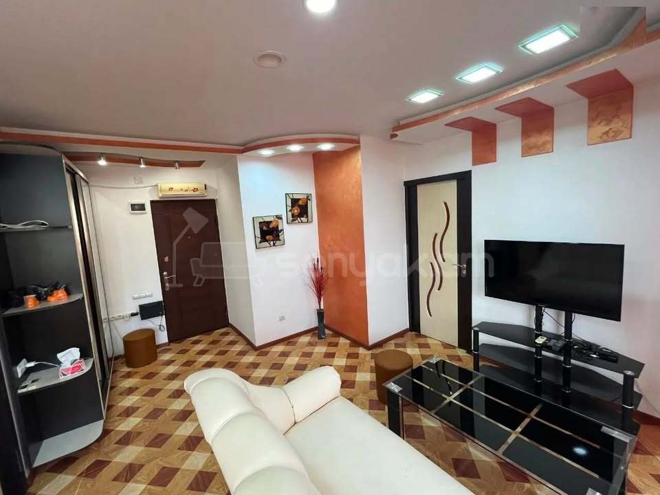 2 Սենյականոց Բնակարան, 40քմ, 4/9 հարկ, Կապիտալ Վերանորոգված