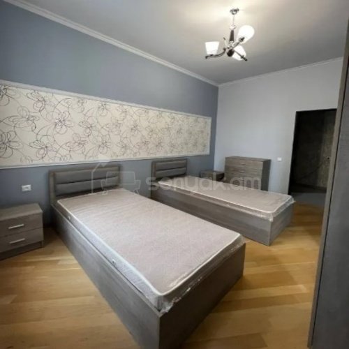4 Սենյականոց Բնակարան Նորակառույցում, 130քմ, 7/16 հարկ, Կապիտալ Վերանորոգված, Կահավորված, Արևկող