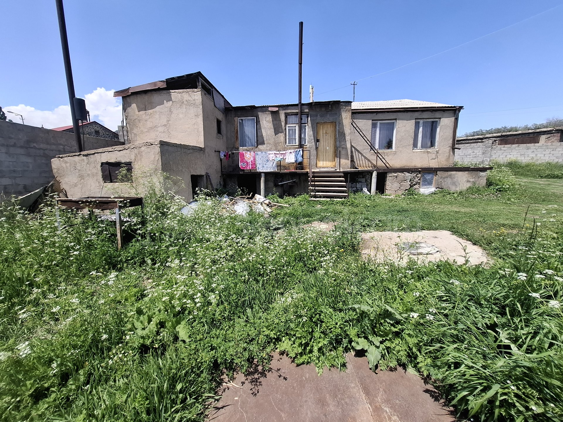 4 Սենյականոց Ամառանոց, 232քմ, Ավտոտնակով