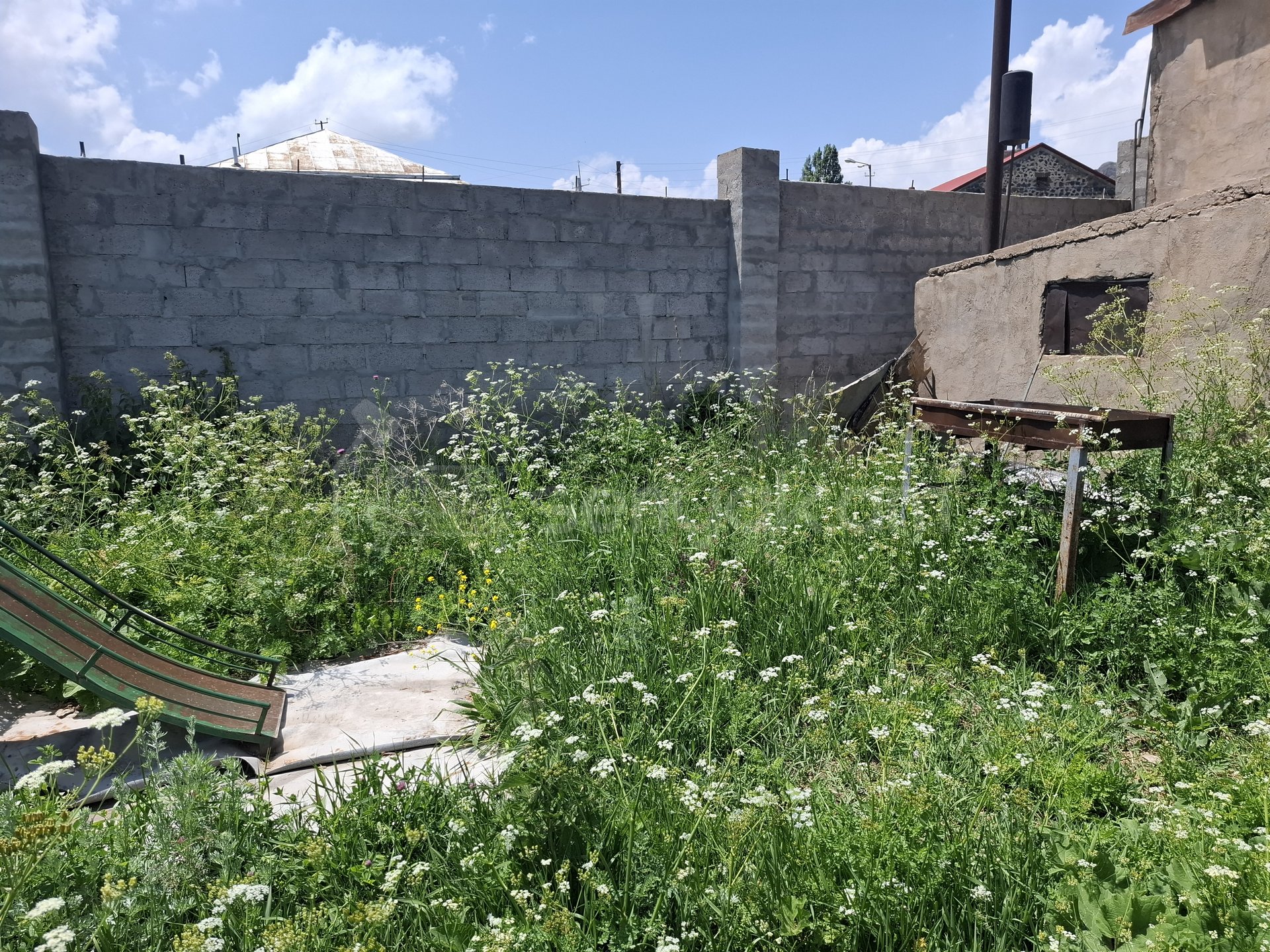 4 Սենյականոց Ամառանոց, 232քմ, Ավտոտնակով