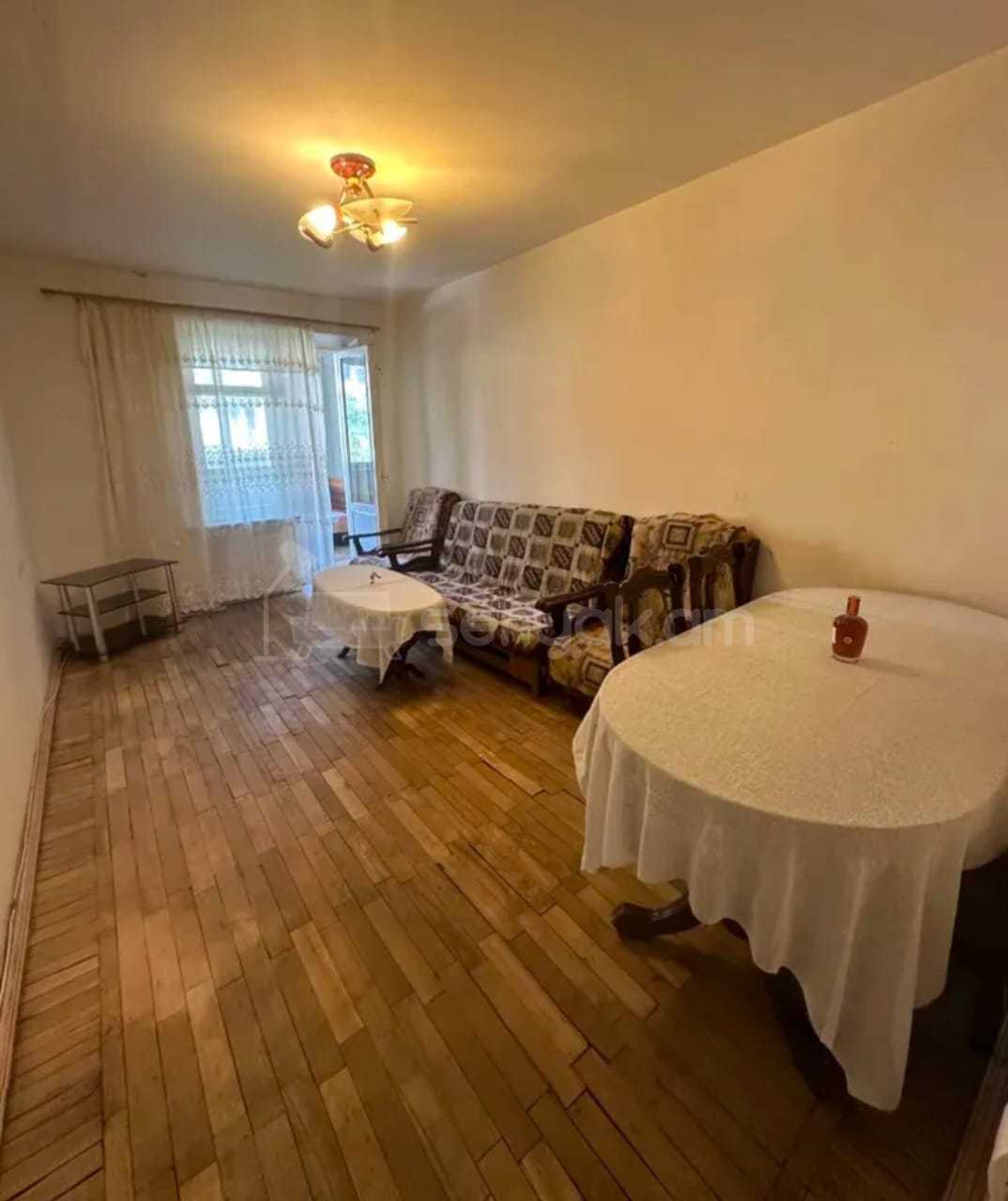 2 Սենյականոց Բնակարան Քարե Շենքում, 54քմ, 4/5 հարկ, Նորմալ Վիճակում