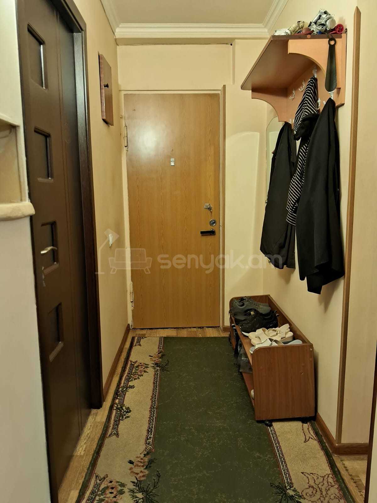 3 Սենյականոց Բնակարան, 74քմ, 2/4 հարկ, Նորմալ Վիճակում