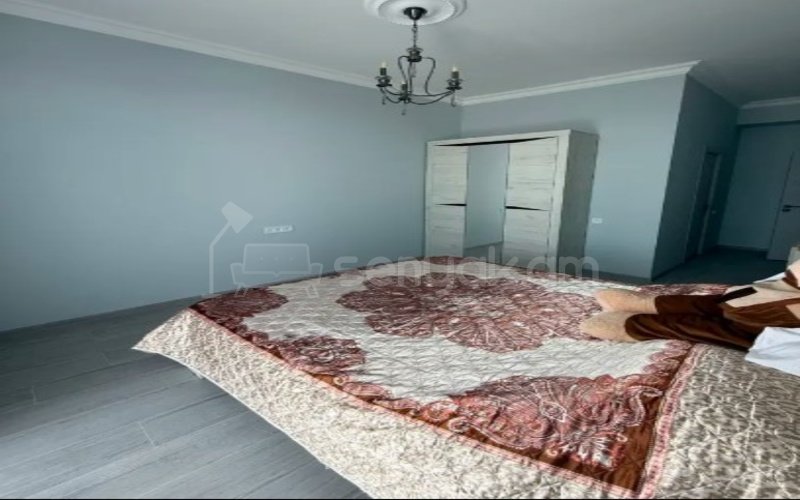 3 Սենյականոց Բնակարան, 110քմ, 13/18 հարկ, Կապիտալ Վերանորոգված, Կահավորված, Արևկող