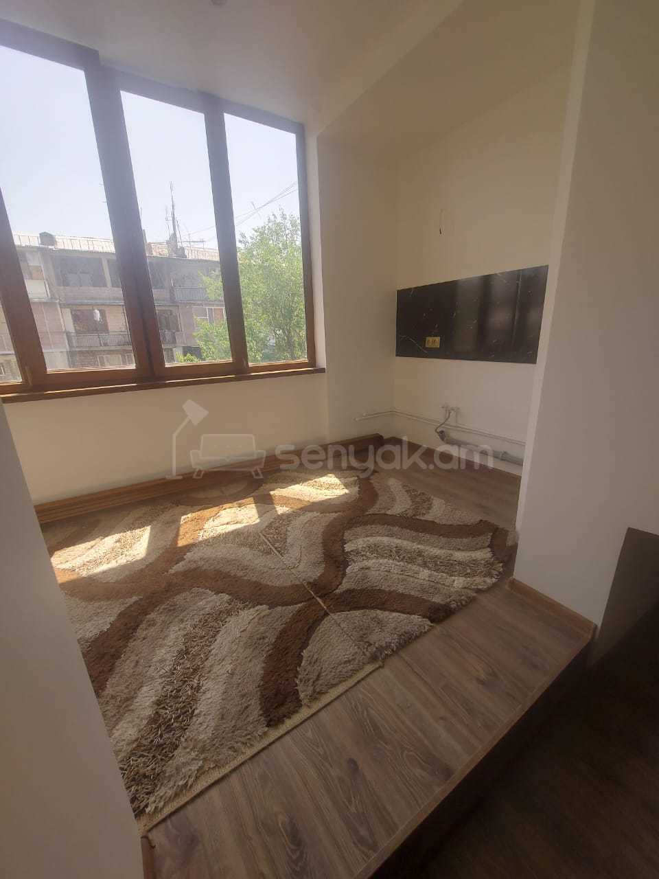 2 Սենյականոց Բնակարան, 46քմ, 5/5 հարկ, Կապիտալ Վերանորոգված