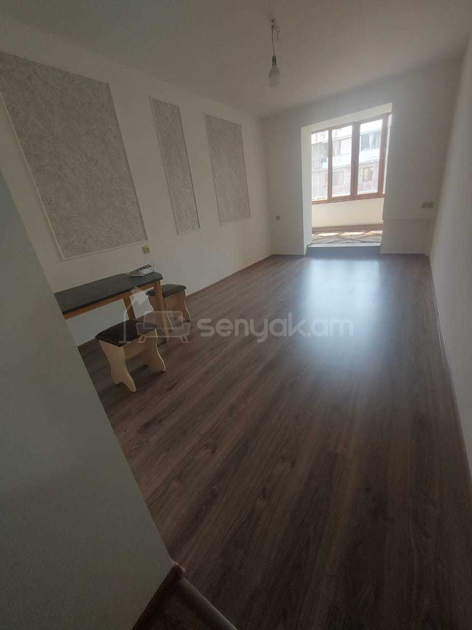 2 Սենյականոց Բնակարան, 46քմ, 5/5 հարկ, Կապիտալ Վերանորոգված