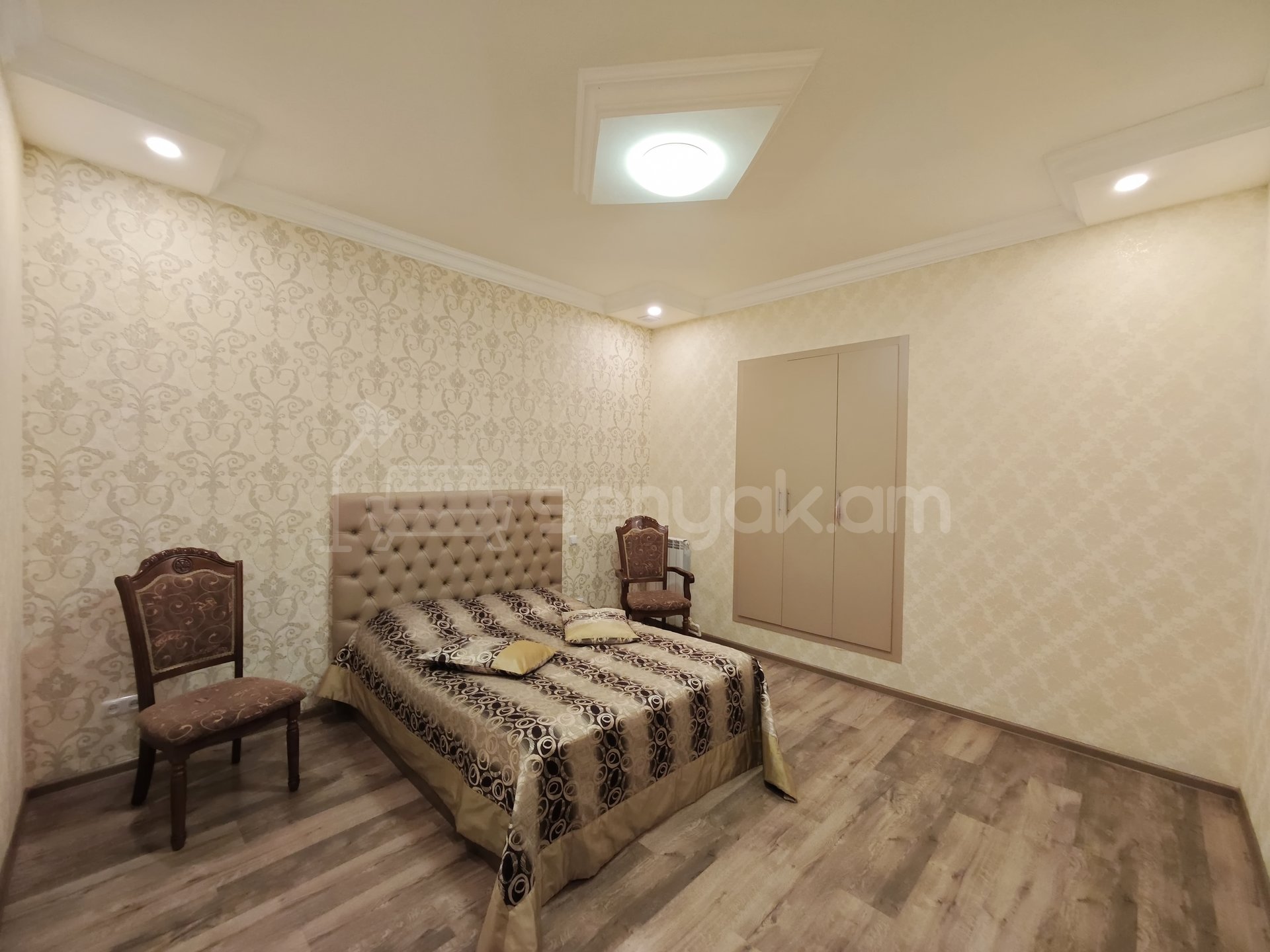 3 Սենյականոց Սեփական Տուն, 94քմ, Կապիտալ Վերանորոգված