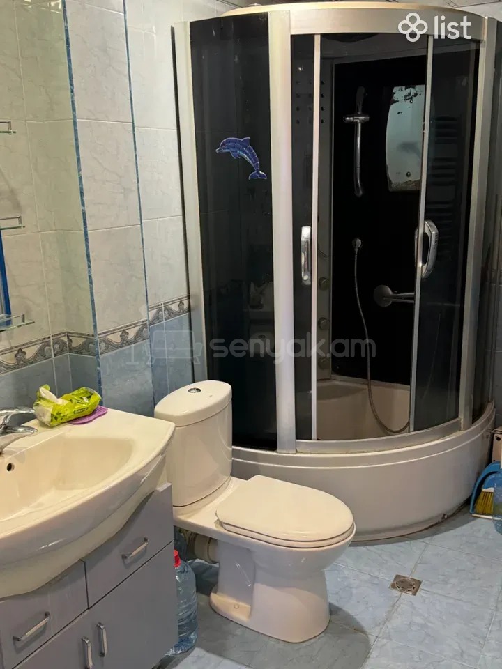 2 Սենյականոց Բնակարան Քարե Շենքում, 55քմ, 3/5 հարկ, Կապիտալ Վերանորոգված, Կահավորված, Արևկող